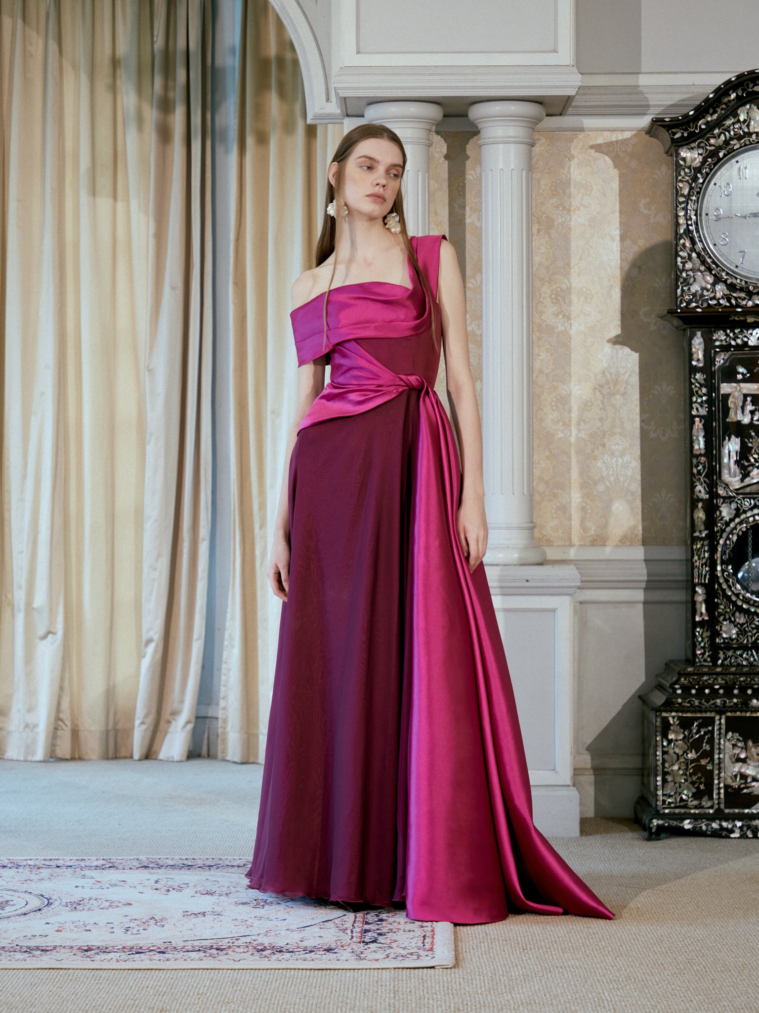 New Season: Evana in Noir